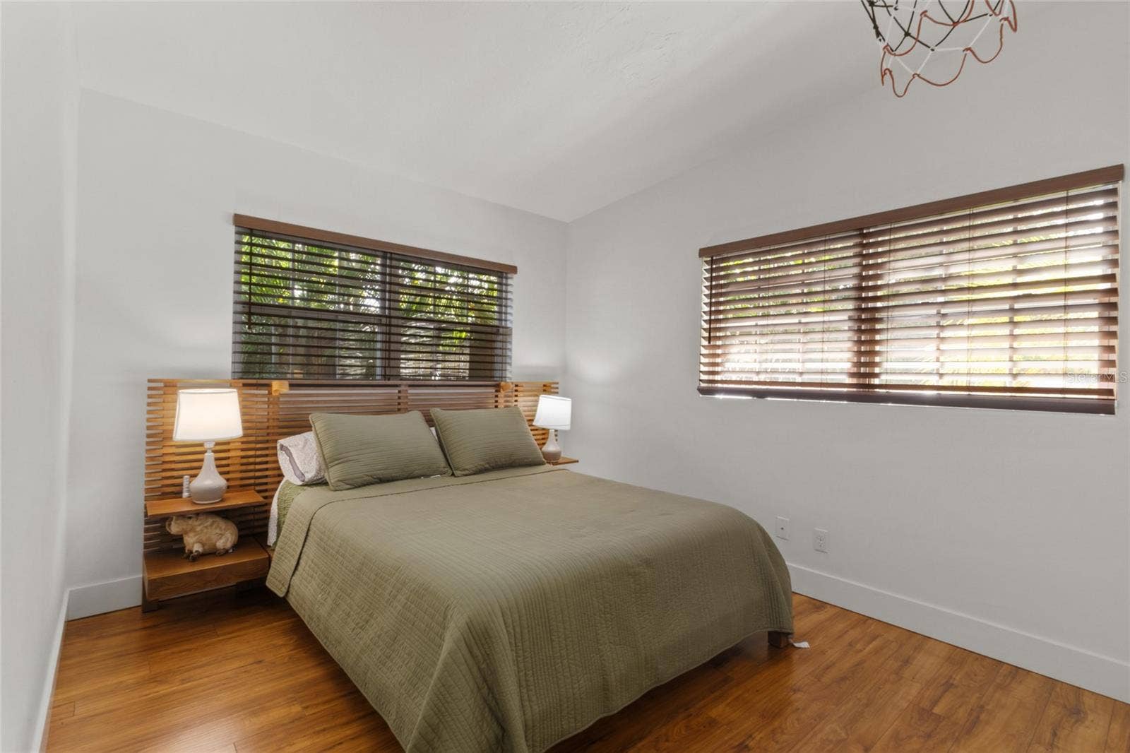 2857 WOOD STREET, Sarasota, FL 34237 2857 WOOD STREET, Sarasota, FL 34237
