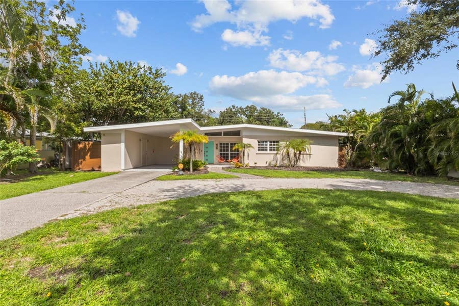 Property photo for 2857 WOOD STREET, Sarasota, FL