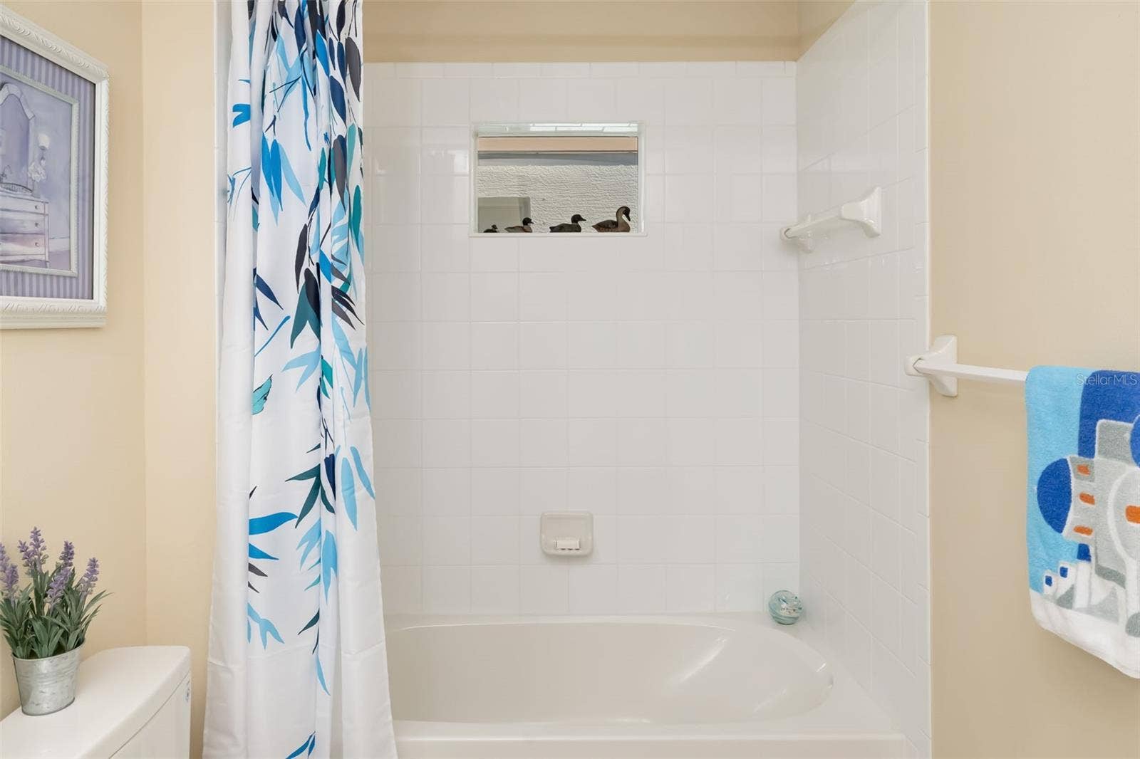 6417 PINE BREEZE RUN, Sarasota, FL 34243 6417 PINE BREEZE RUN, Sarasota, FL 34243