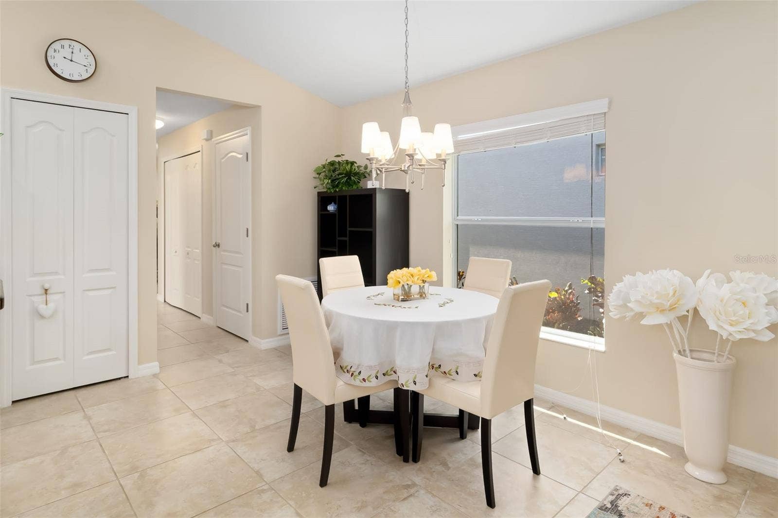 6417 PINE BREEZE RUN, Sarasota, FL 34243 6417 PINE BREEZE RUN, Sarasota, FL 34243