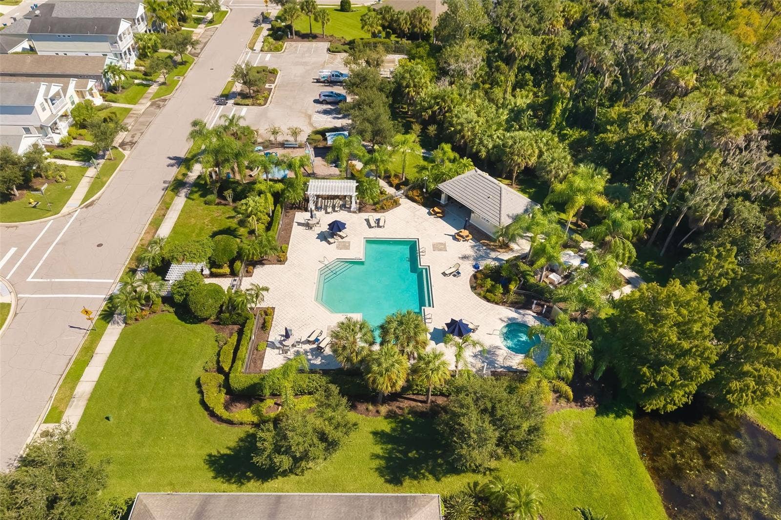 6417 PINE BREEZE RUN, Sarasota, FL 34243 6417 PINE BREEZE RUN, Sarasota, FL 34243