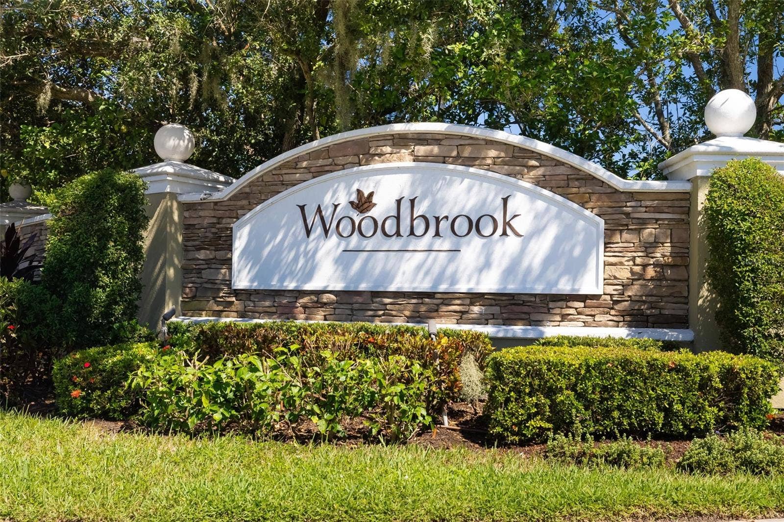 6417 PINE BREEZE RUN, Sarasota, FL 34243 6417 PINE BREEZE RUN, Sarasota, FL 34243