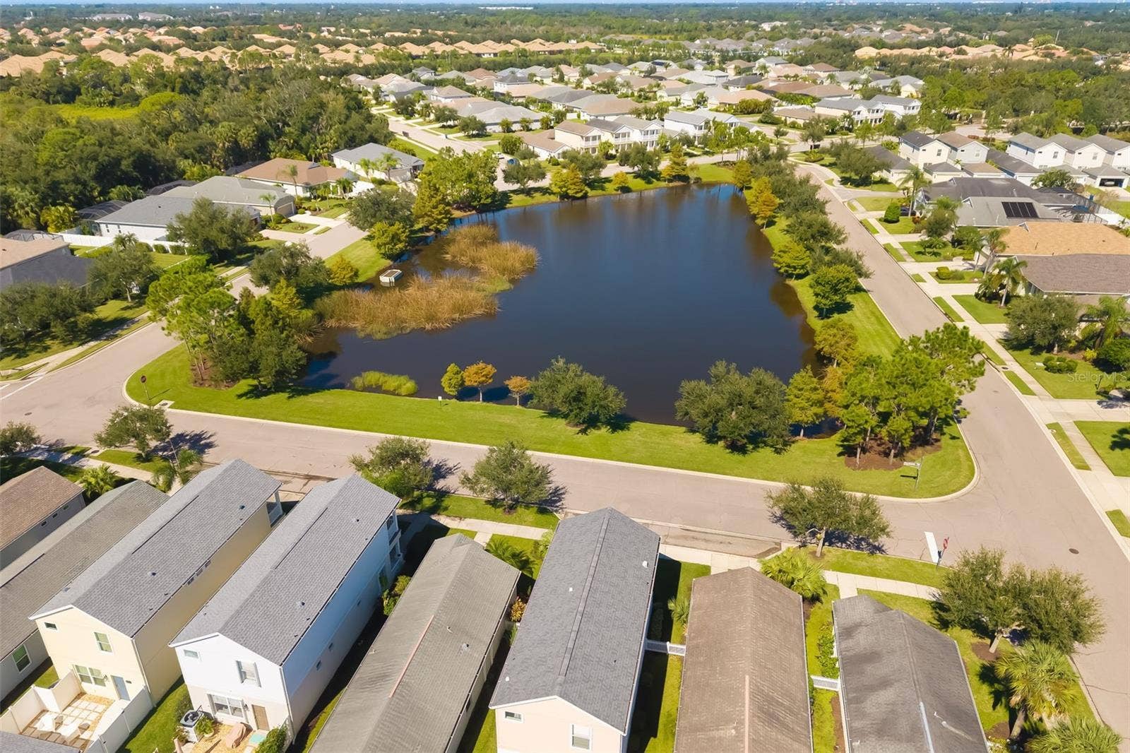 6417 PINE BREEZE RUN, Sarasota, FL 34243 6417 PINE BREEZE RUN, Sarasota, FL 34243