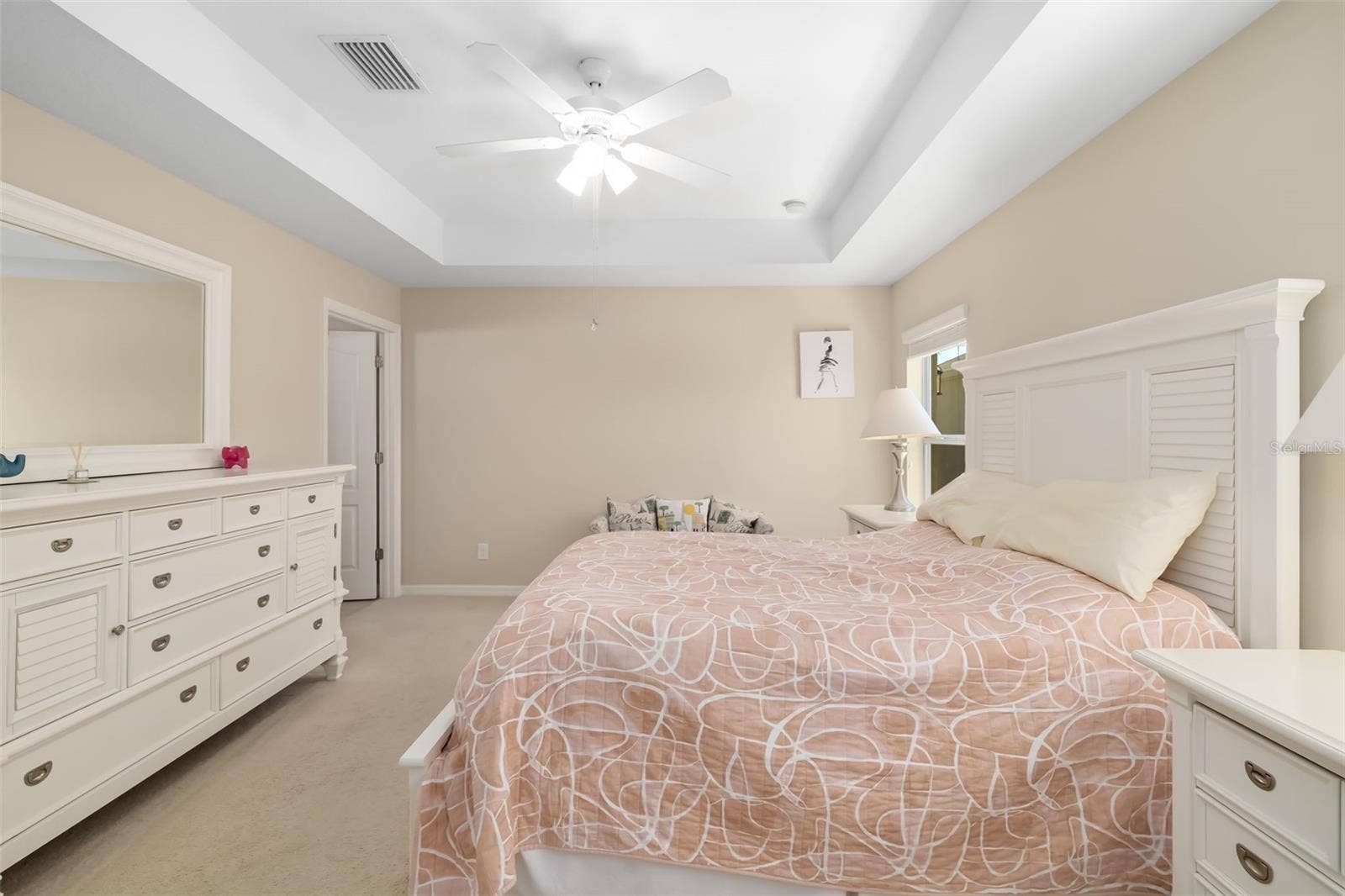 6417 PINE BREEZE RUN, Sarasota, FL 34243 6417 PINE BREEZE RUN, Sarasota, FL 34243