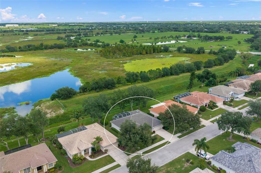 Property photo for 6704 DEERING CIRCLE, Sarasota, FL