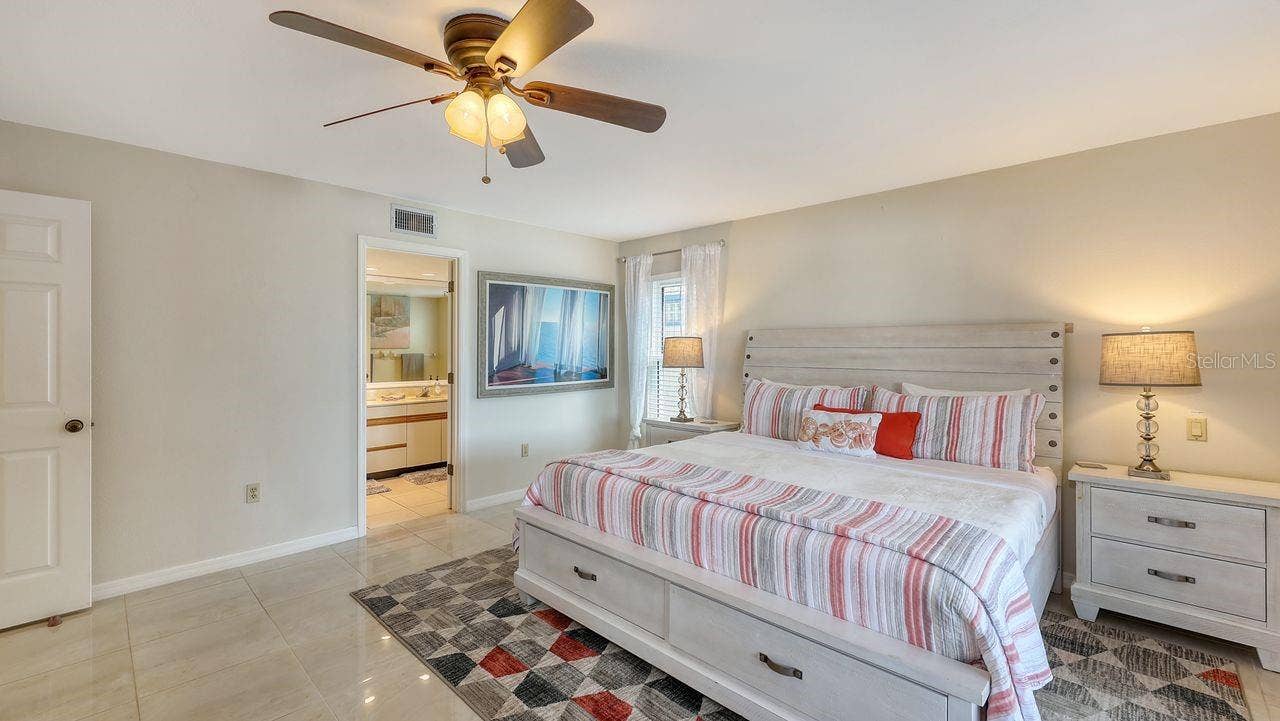 126 AVENIDA VENECCIA, Sarasota, FL 34242 126 AVENIDA VENECCIA, Sarasota, FL 34242