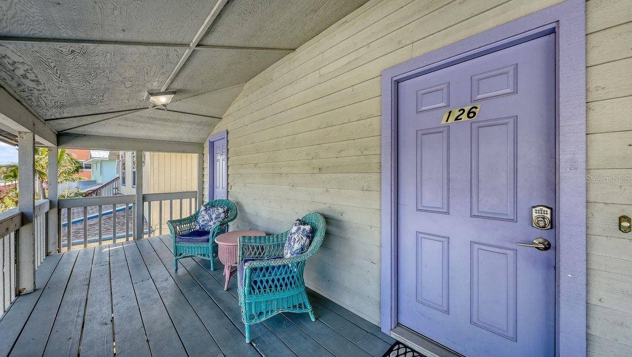 126 AVENIDA VENECCIA, Sarasota, FL 34242 126 AVENIDA VENECCIA, Sarasota, FL 34242