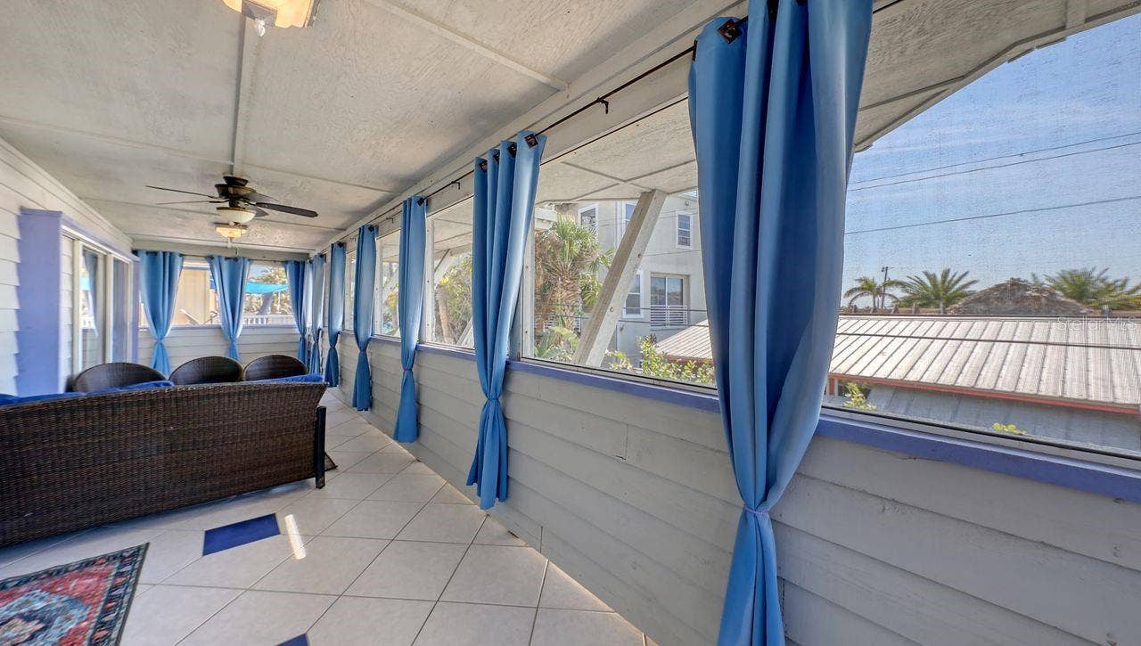 126 AVENIDA VENECCIA, Sarasota, FL 34242 126 AVENIDA VENECCIA, Sarasota, FL 34242