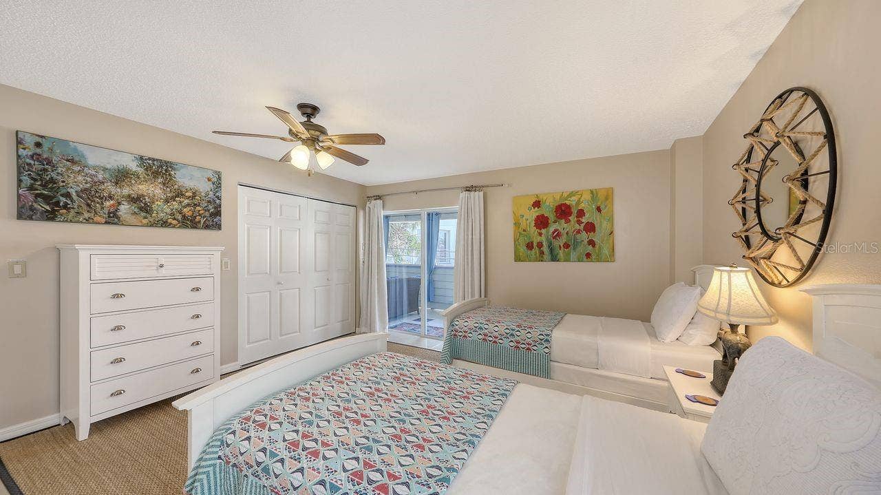 126 AVENIDA VENECCIA, Sarasota, FL 34242 126 AVENIDA VENECCIA, Sarasota, FL 34242
