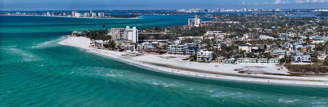 126 AVENIDA VENECCIA, Sarasota, FL 34242 126 AVENIDA VENECCIA, Sarasota, FL 34242