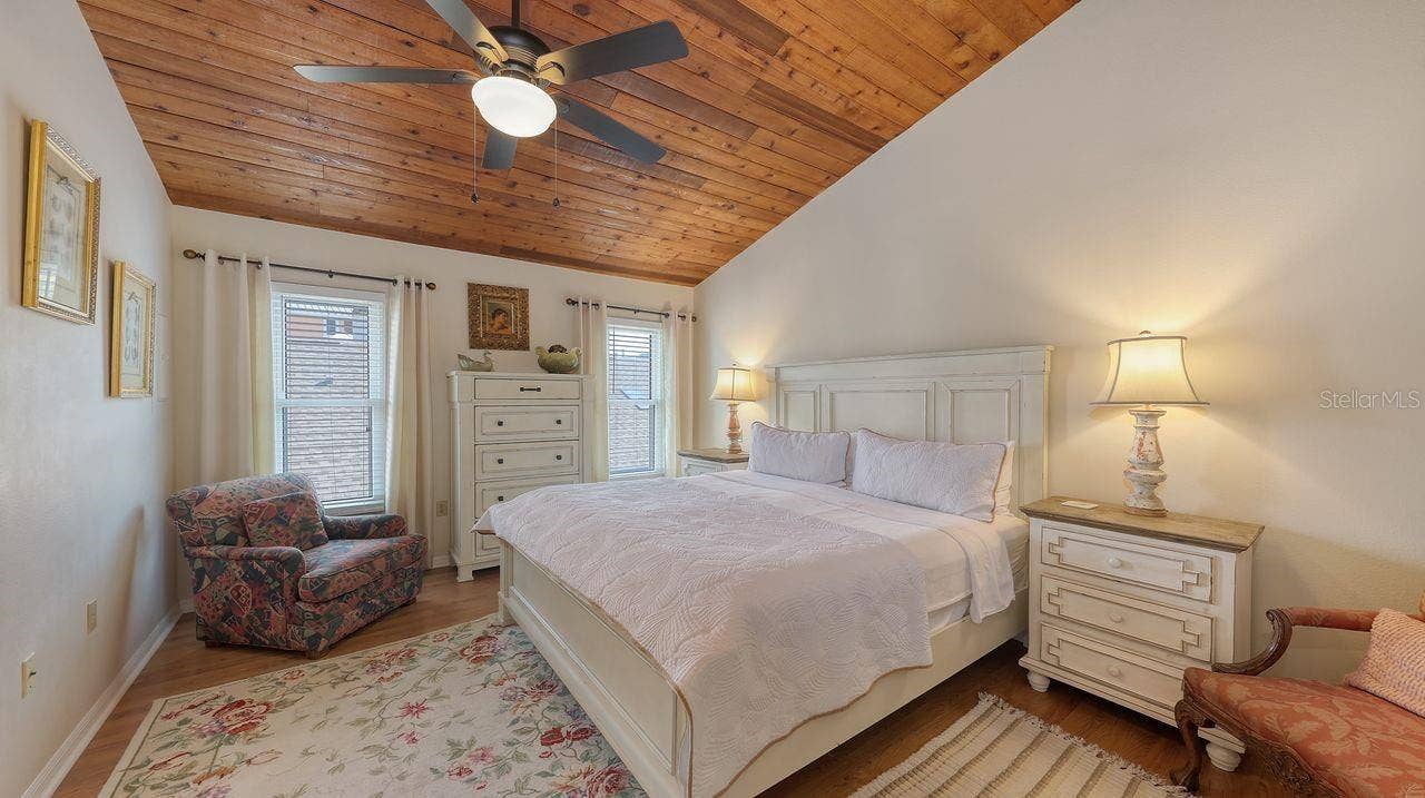 126 AVENIDA VENECCIA, Sarasota, FL 34242 126 AVENIDA VENECCIA, Sarasota, FL 34242