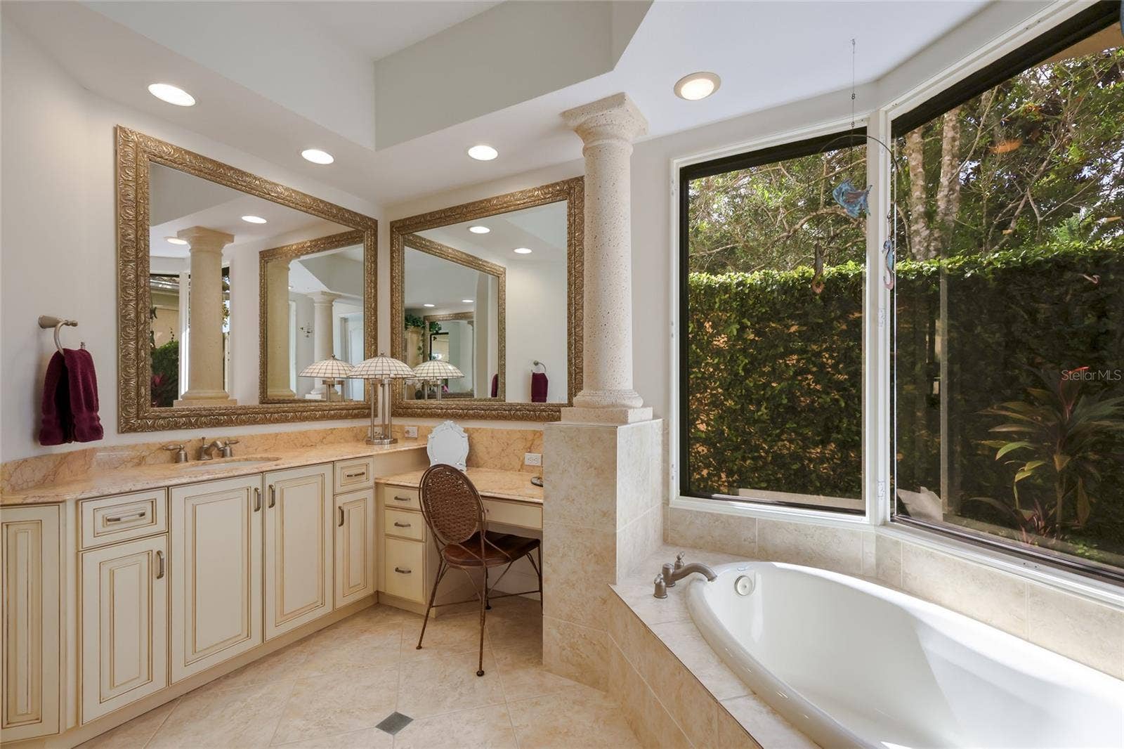 7107 KESWICK LANE, Lakewood Ranch, FL 34202 Primary en suite