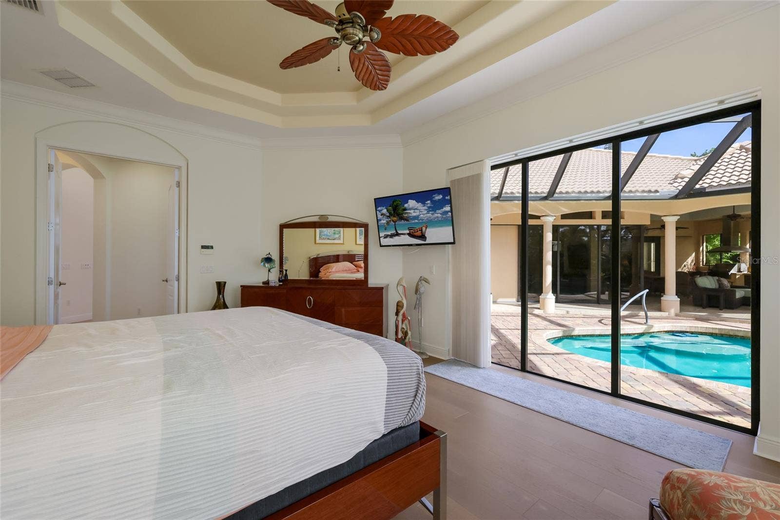 7107 KESWICK LANE, Lakewood Ranch, FL 34202 Primary suite