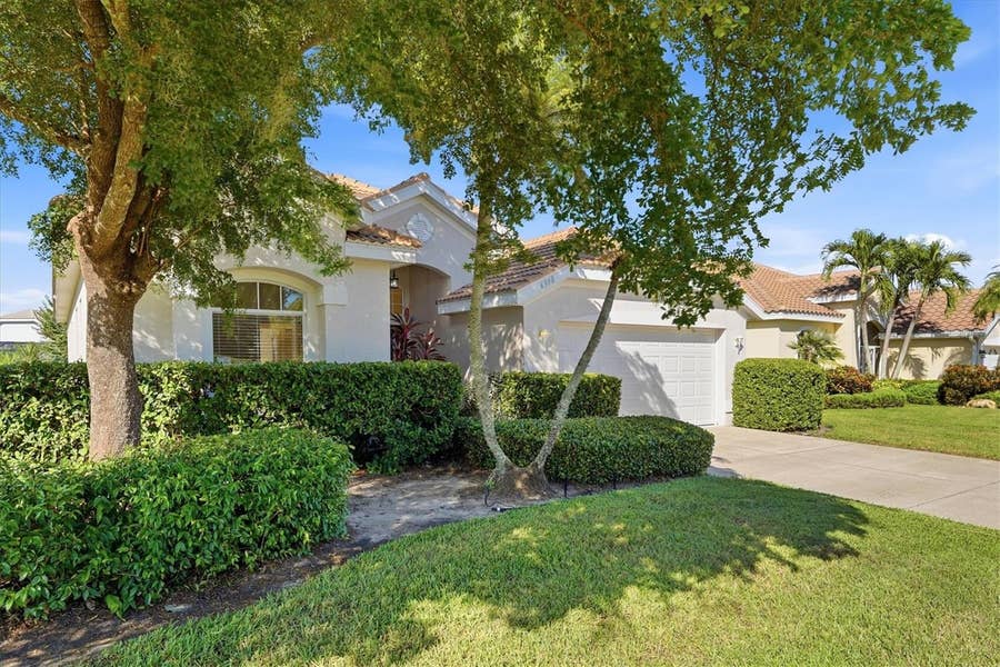 Property photo for 6998 SUPERIOR STREET CIRCLE, Sarasota, FL