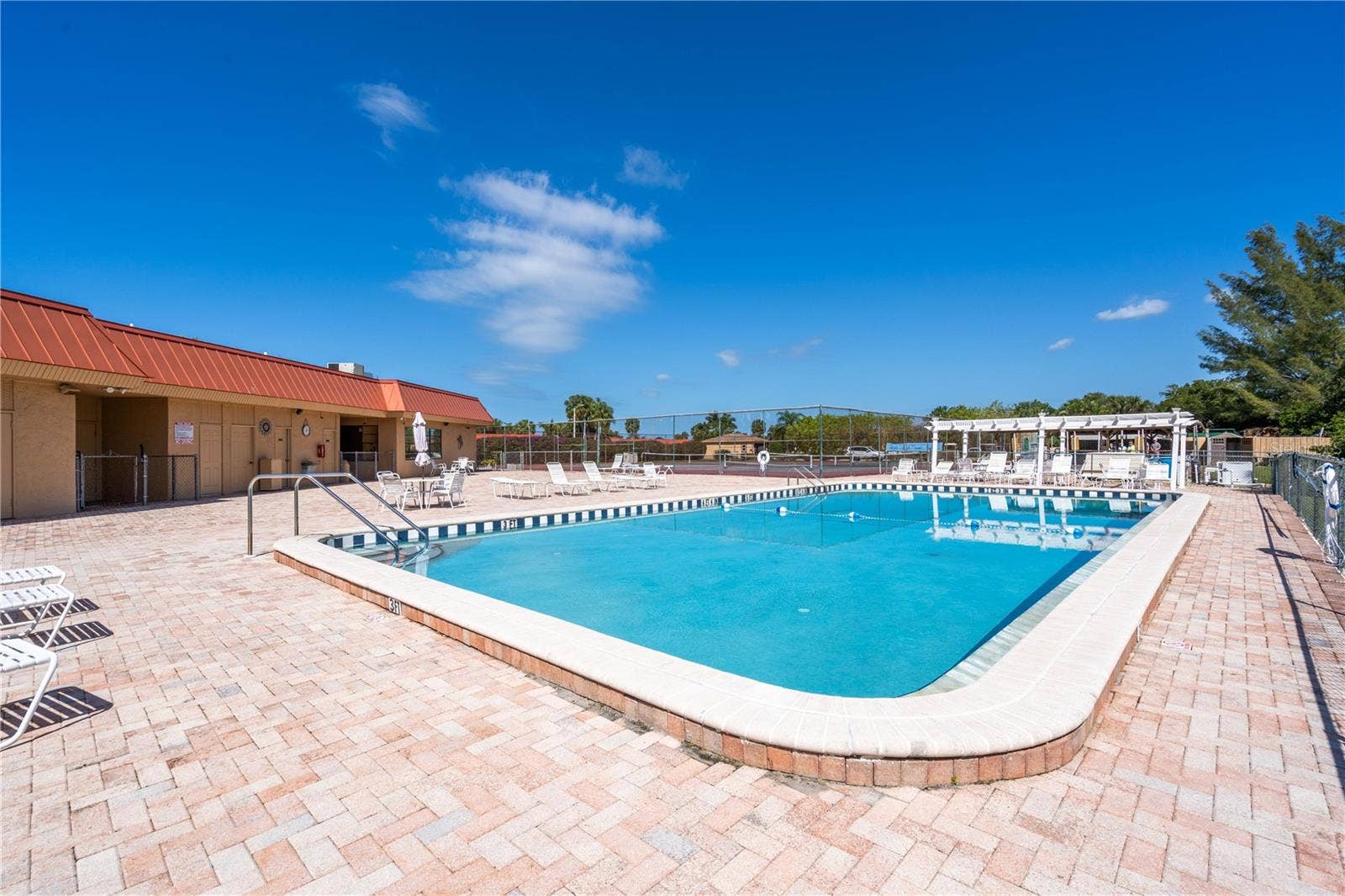 3849 CATALINA DRIVE, Bradenton, FL 34210 3849 CATALINA DRIVE, Bradenton, FL 34210