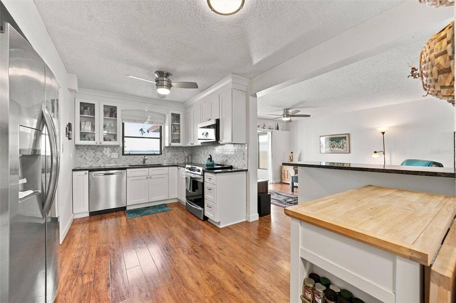 3849 CATALINA DRIVE, Bradenton, FL 34210 3849 CATALINA DRIVE, Bradenton, FL 34210