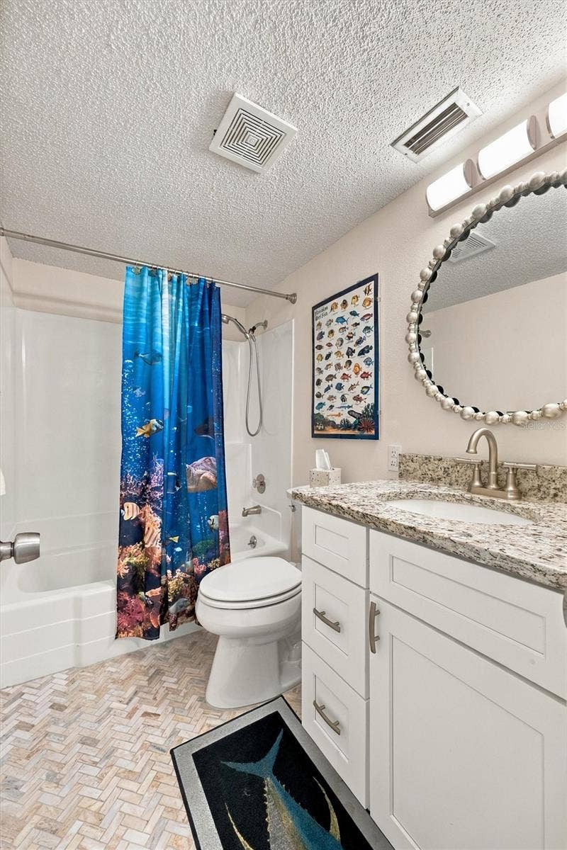 3849 CATALINA DRIVE, Bradenton, FL 34210 3849 CATALINA DRIVE, Bradenton, FL 34210