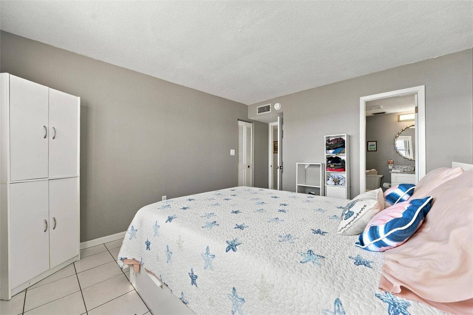 3849 CATALINA DRIVE, Bradenton, FL 34210 3849 CATALINA DRIVE, Bradenton, FL 34210