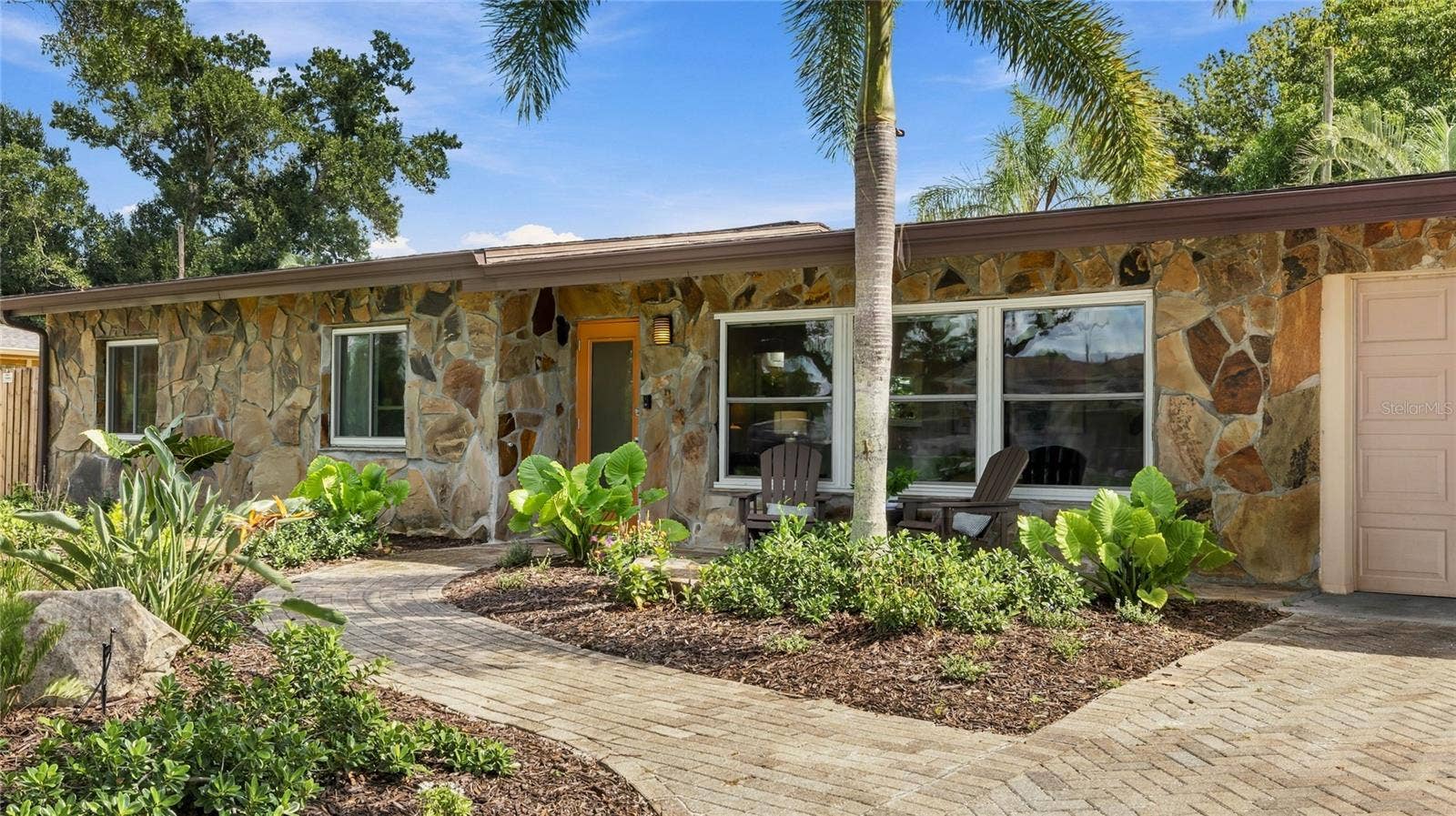 2630 SUNNYBROOK DRIVE, Sarasota, FL 34239 2630 SUNNYBROOK DRIVE, Sarasota, FL 34239