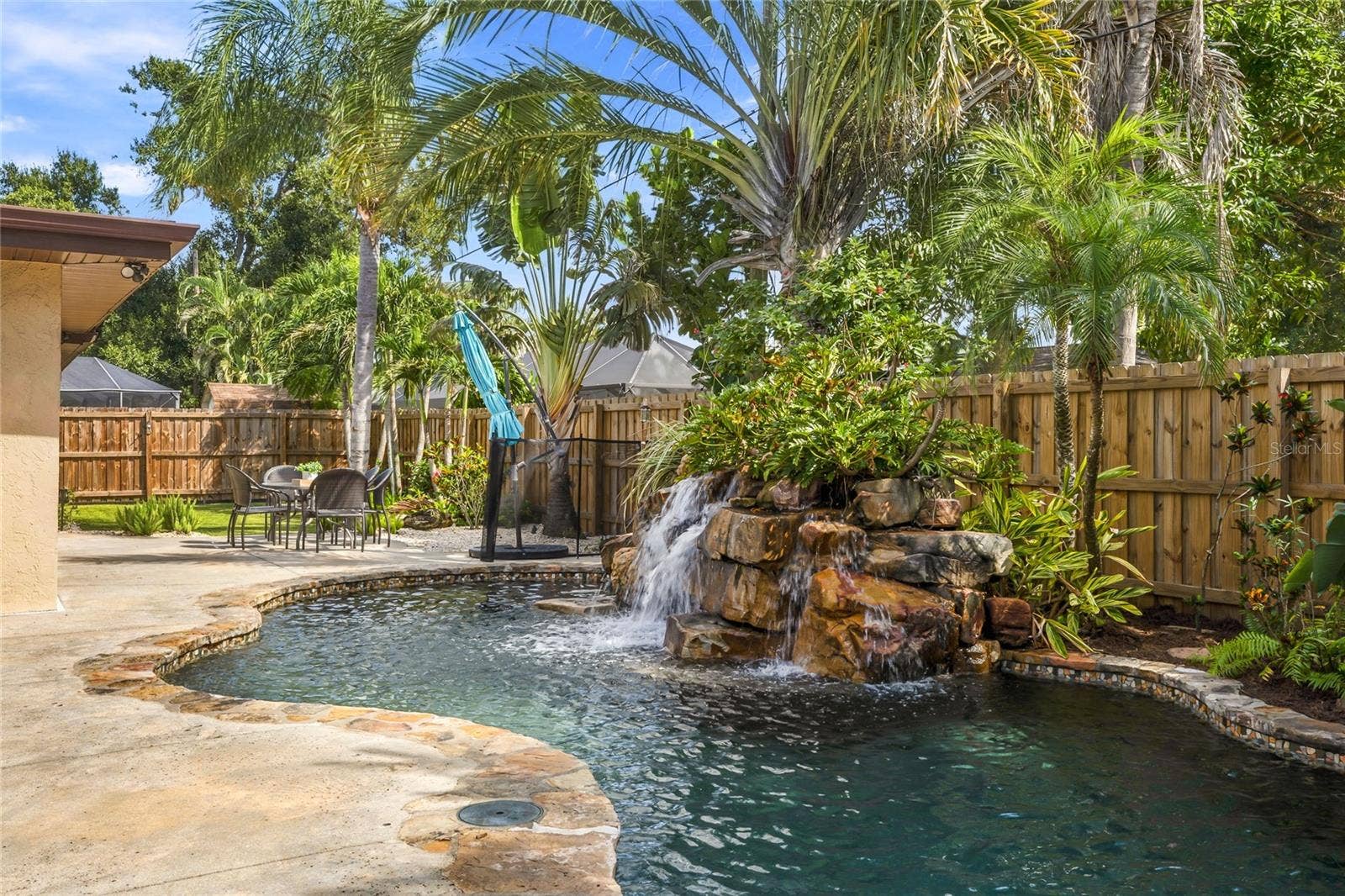 2630 SUNNYBROOK DRIVE, Sarasota, FL 34239 2630 SUNNYBROOK DRIVE, Sarasota, FL 34239