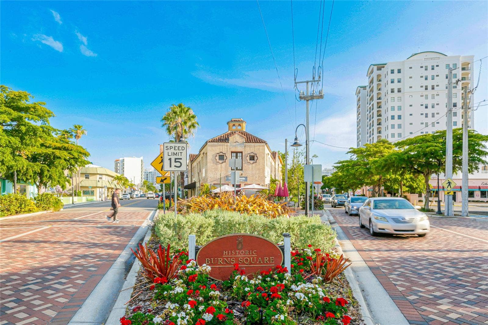 2630 SUNNYBROOK DRIVE, Sarasota, FL 34239 2630 SUNNYBROOK DRIVE, Sarasota, FL 34239
