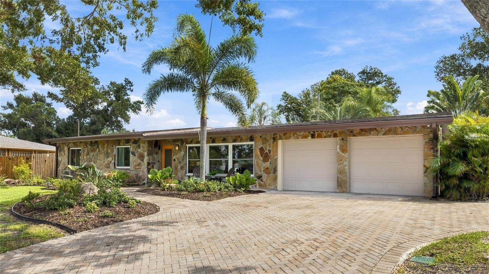 2630 SUNNYBROOK DRIVE, Sarasota, FL 34239 2630 SUNNYBROOK DRIVE, Sarasota, FL 34239