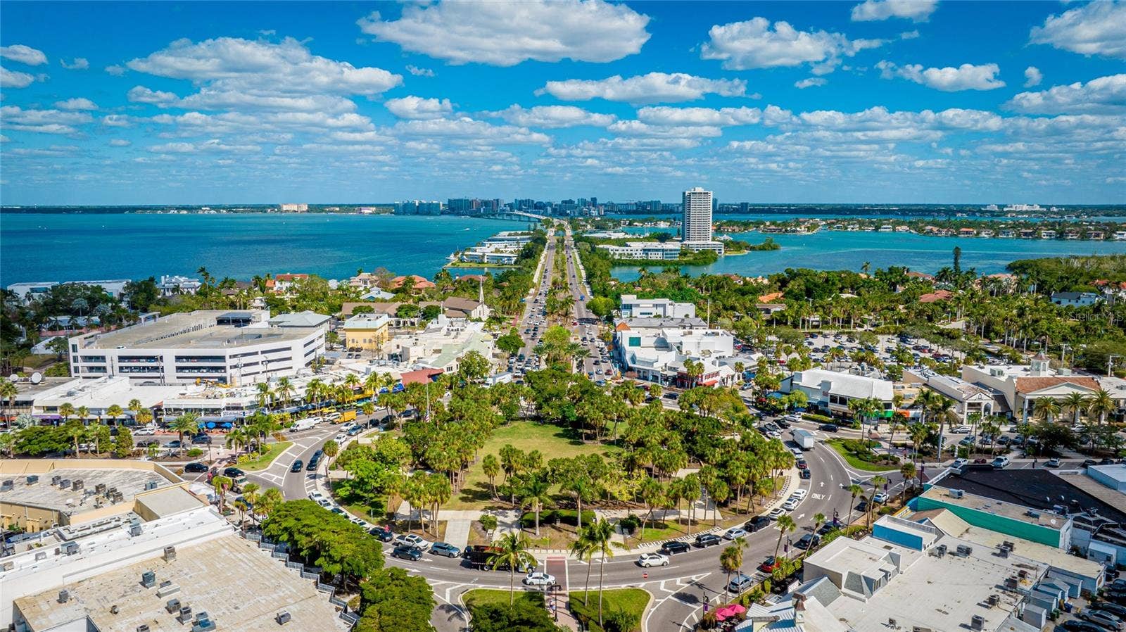 2630 SUNNYBROOK DRIVE, Sarasota, FL 34239 2630 SUNNYBROOK DRIVE, Sarasota, FL 34239