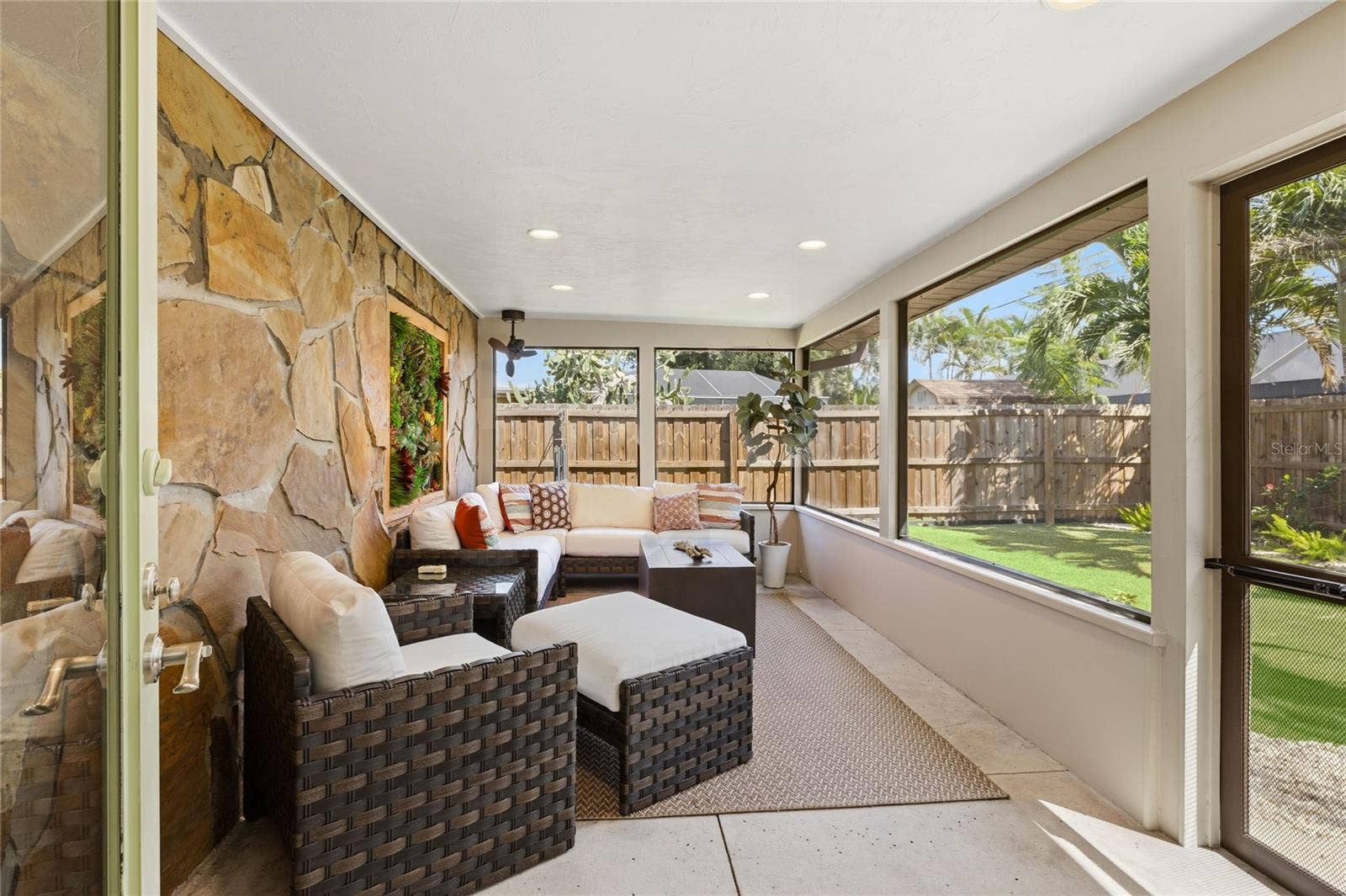 2630 SUNNYBROOK DRIVE, Sarasota, FL 34239 2630 SUNNYBROOK DRIVE, Sarasota, FL 34239