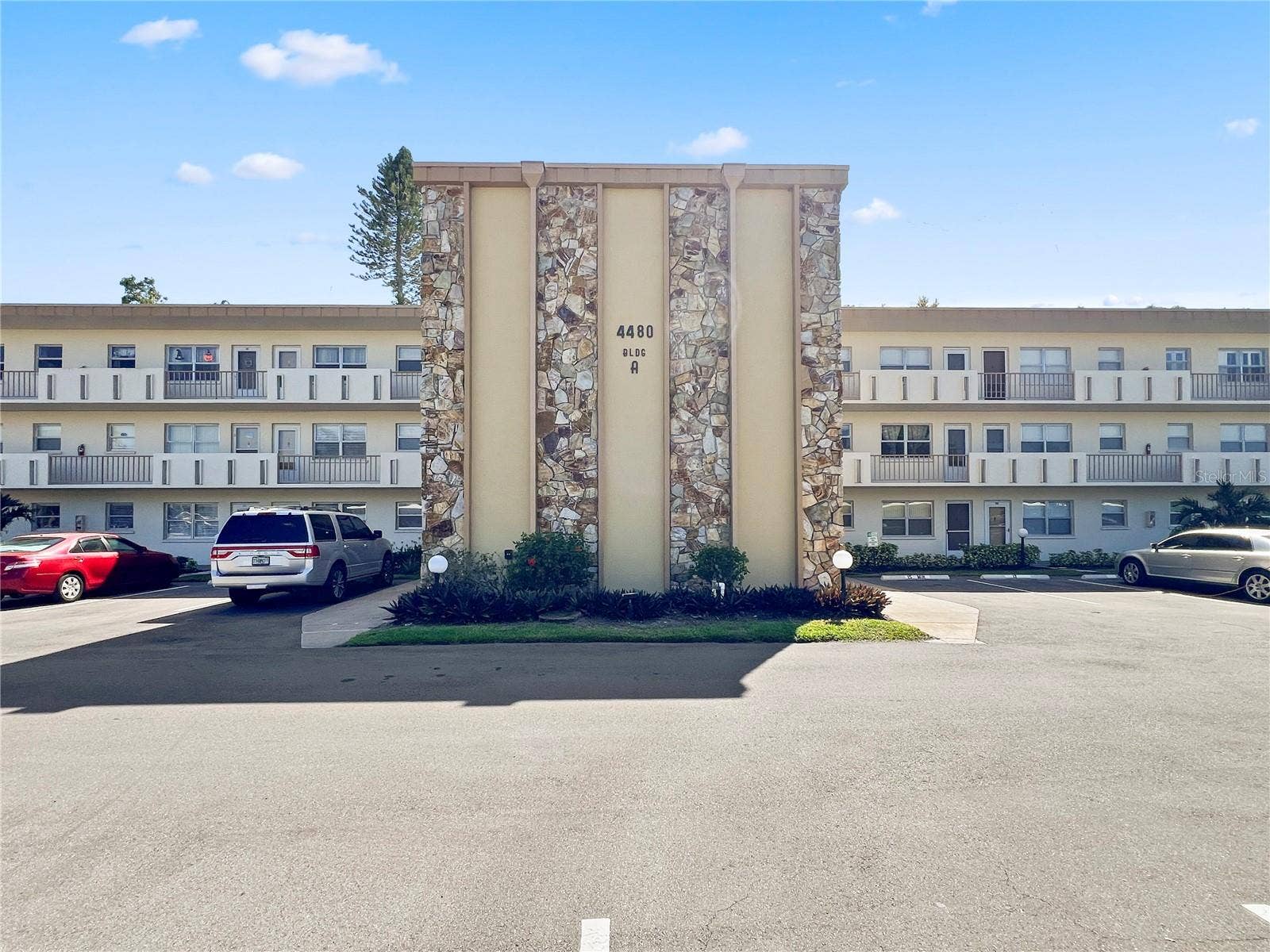 4480 IRONWOOD CIRCLE, #217A, Bradenton, FL 34209 4480 IRONWOOD CIRCLE, #217A, Bradenton, FL 34209