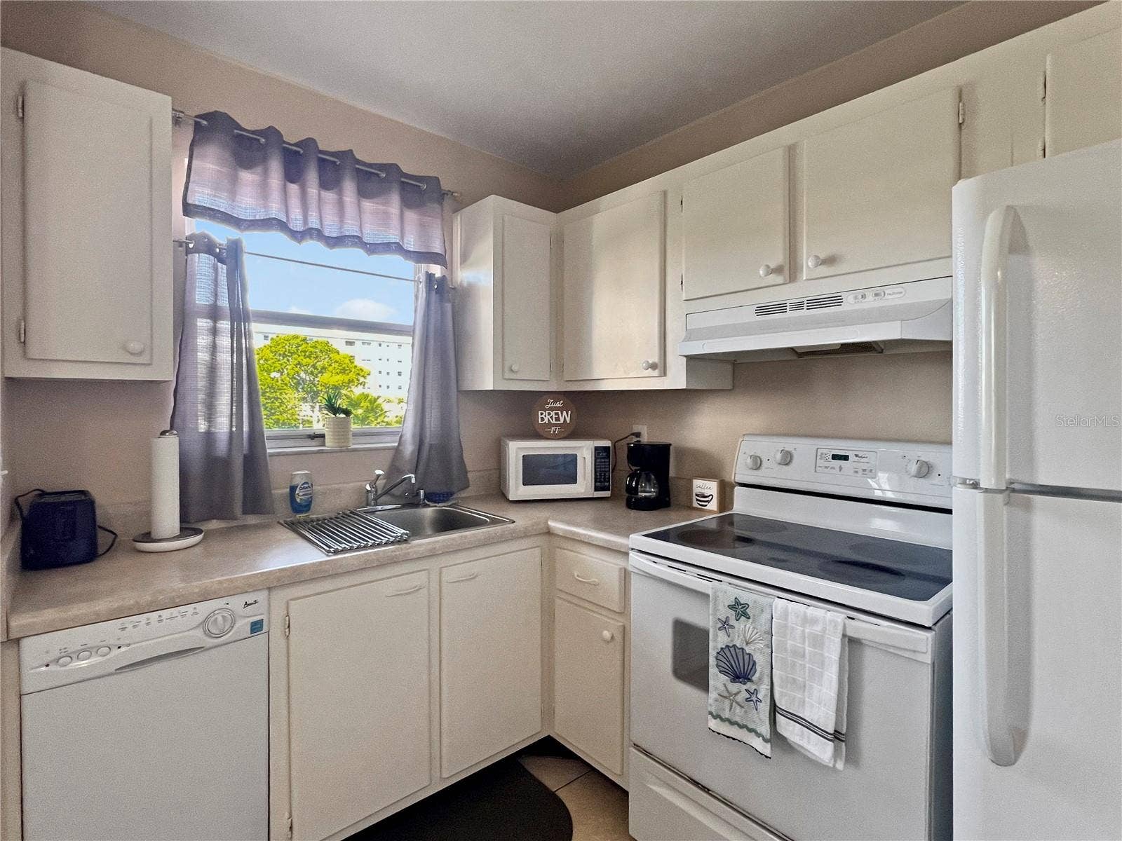 4480 IRONWOOD CIRCLE, #217A, Bradenton, FL 34209 4480 IRONWOOD CIRCLE, #217A, Bradenton, FL 34209