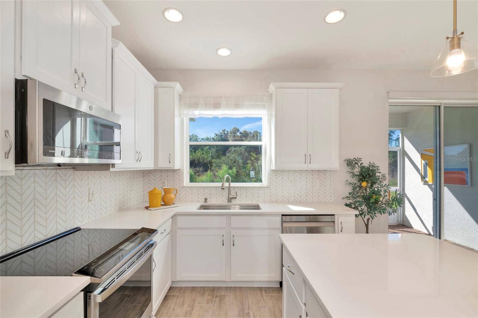 12121 TRAILHEAD DRIVE, Bradenton, FL 34211 12121 TRAILHEAD DRIVE, Bradenton, FL 34211