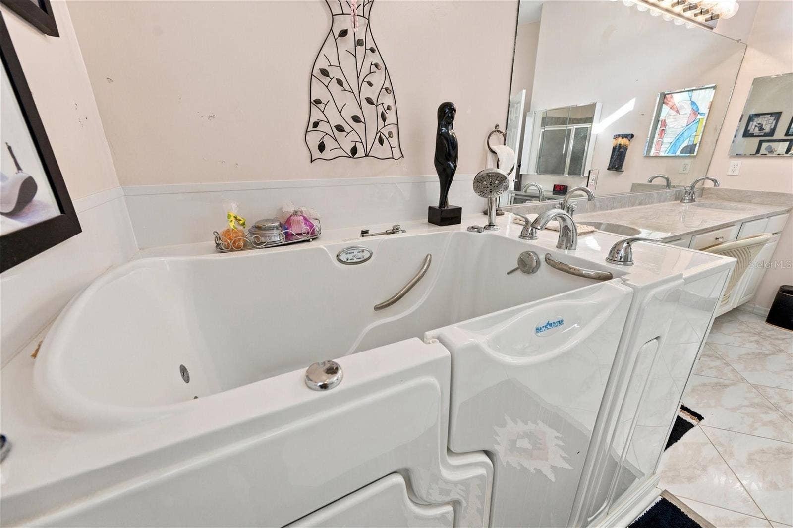 2223 PLATINUM DRIVE, Sun City Center, FL 33573 2223 PLATINUM DRIVE, Sun City Center, FL 33573