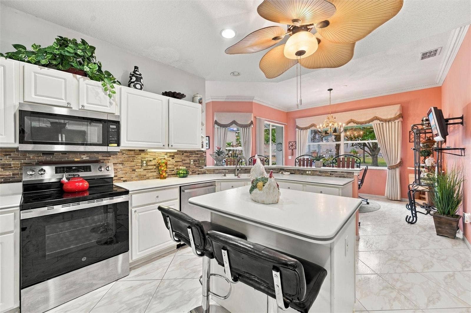 2223 PLATINUM DRIVE, Sun City Center, FL 33573 2223 PLATINUM DRIVE, Sun City Center, FL 33573