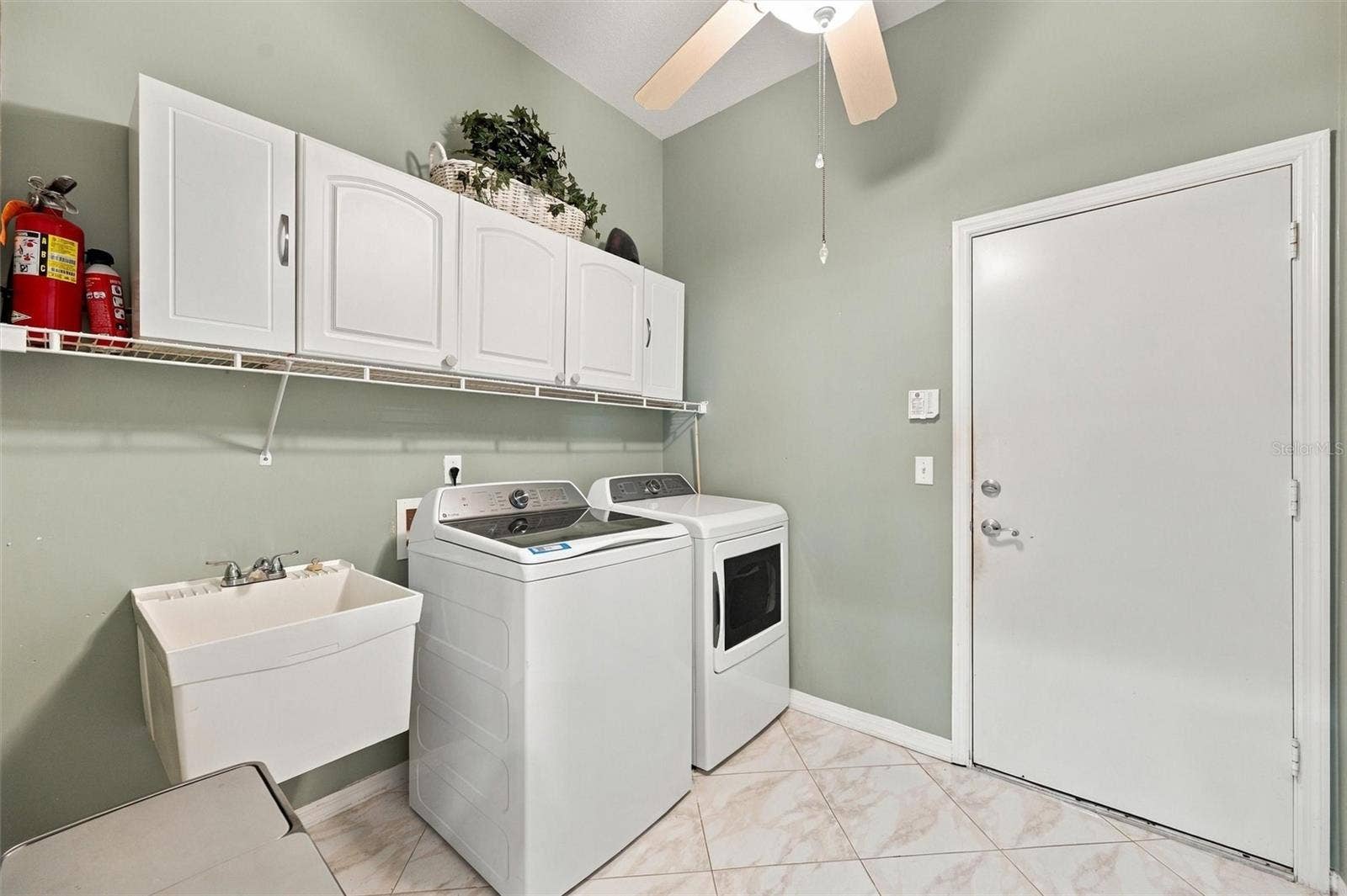 2223 PLATINUM DRIVE, Sun City Center, FL 33573 2223 PLATINUM DRIVE, Sun City Center, FL 33573