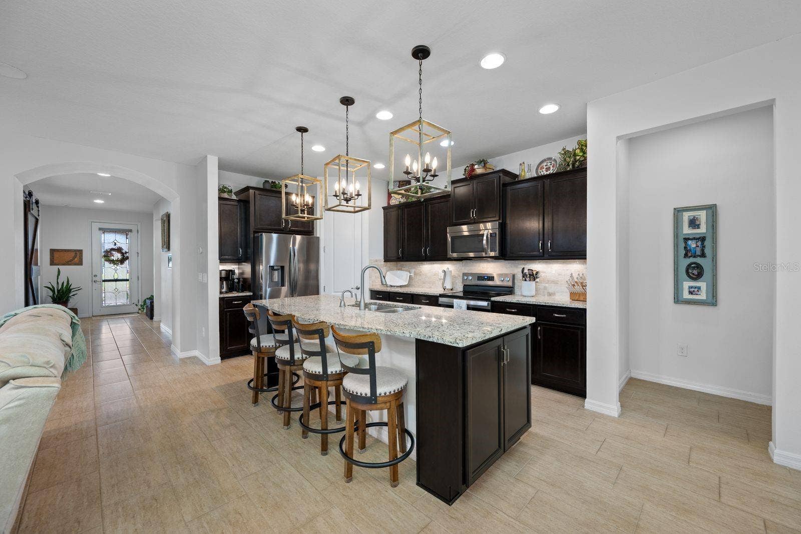 5016 BELLA ARMONIA CIRCLE, Wimauma, FL 33598 5016 BELLA ARMONIA CIRCLE, Wimauma, FL 33598