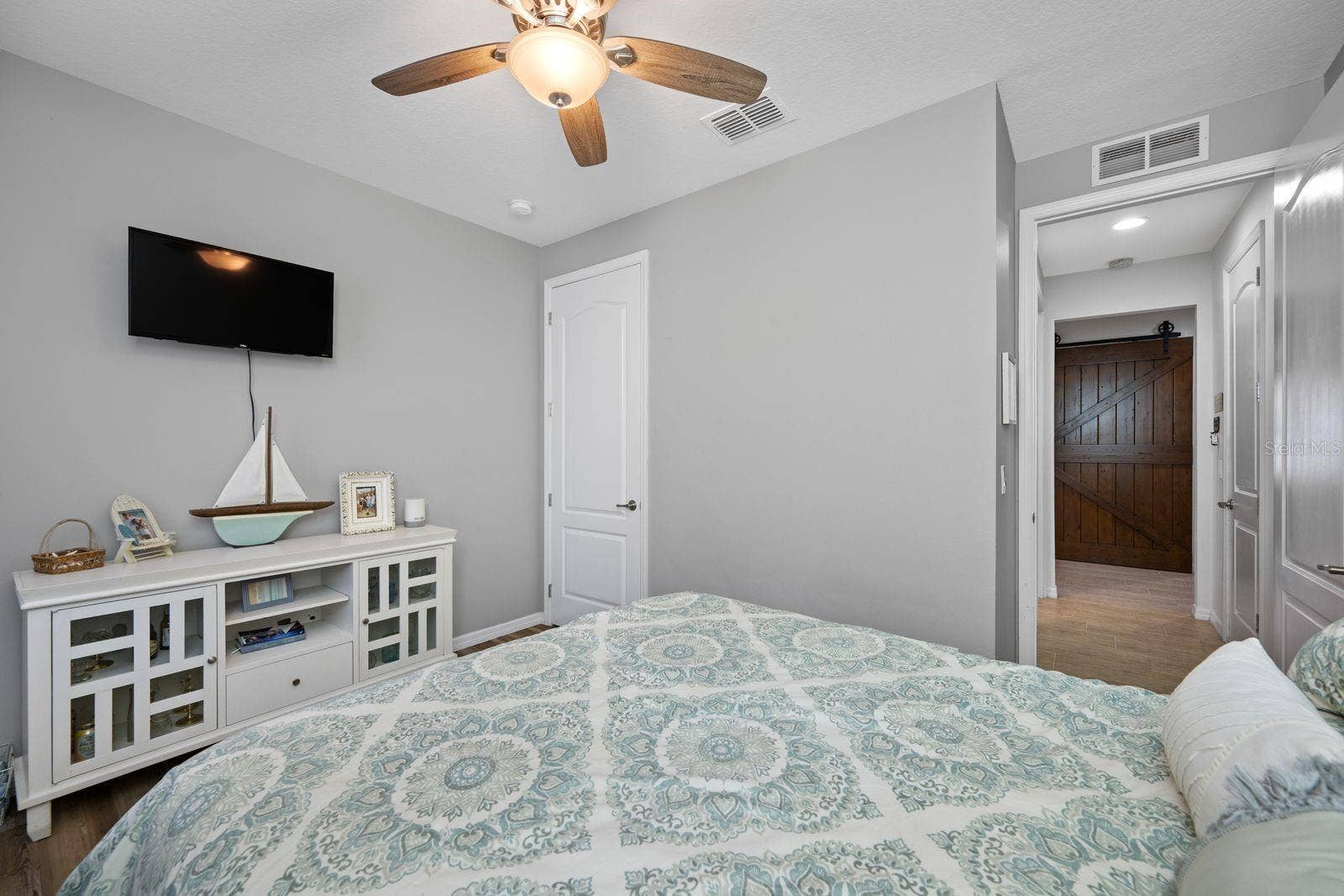 5016 BELLA ARMONIA CIRCLE, Wimauma, FL 33598 5016 BELLA ARMONIA CIRCLE, Wimauma, FL 33598