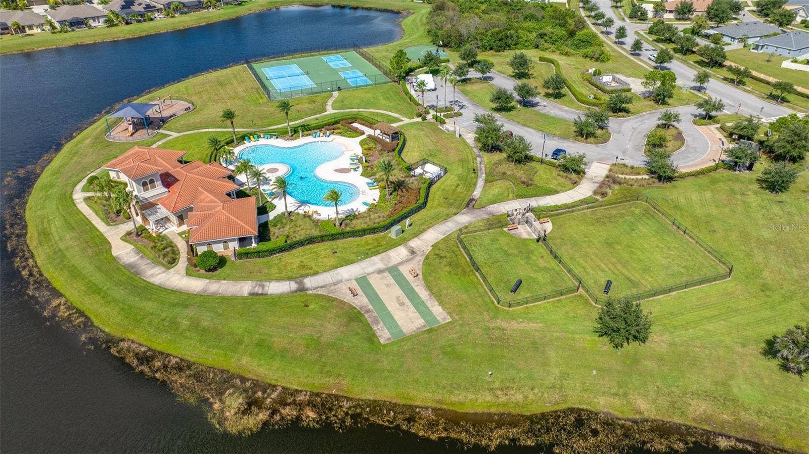 5016 BELLA ARMONIA CIRCLE, Wimauma, FL 33598 5016 BELLA ARMONIA CIRCLE, Wimauma, FL 33598