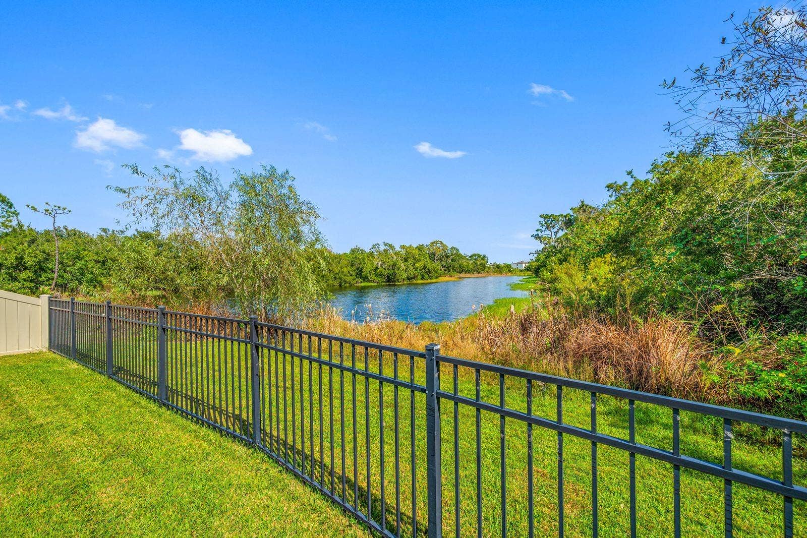 5016 BELLA ARMONIA CIRCLE, Wimauma, FL 33598 5016 BELLA ARMONIA CIRCLE, Wimauma, FL 33598