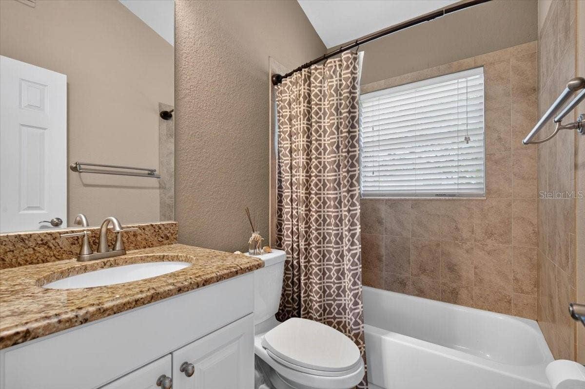 2755 S EAST AVENUE, Sarasota, FL 34239 2755 S EAST AVENUE, Sarasota, FL 34239