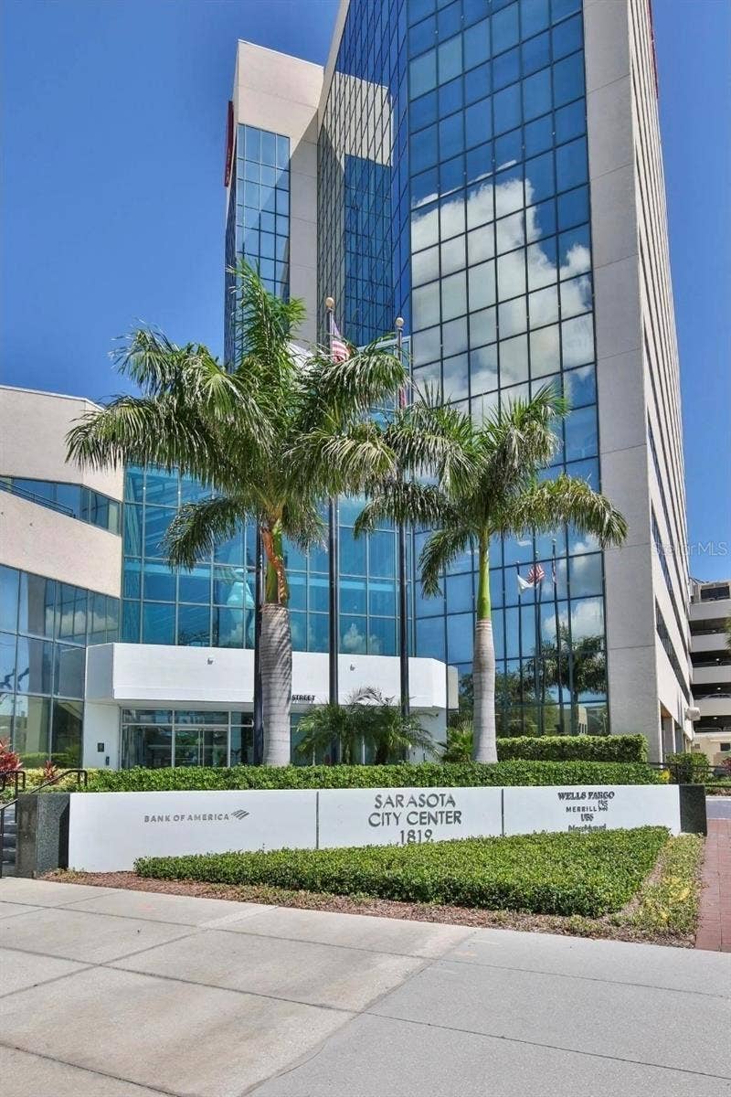 Property photo for 1819 MAIN STREET, #402, Sarasota, FL