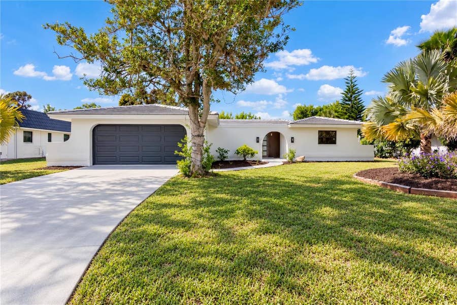 Property photo for 5 BRIDGE STREET, Englewood, FL