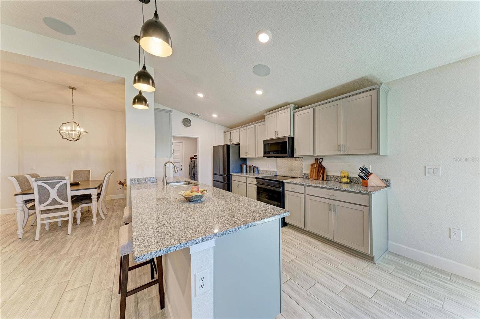 6811 162ND PLACE E, Parrish, FL 34219 6811 162ND PLACE E, Parrish, FL 34219