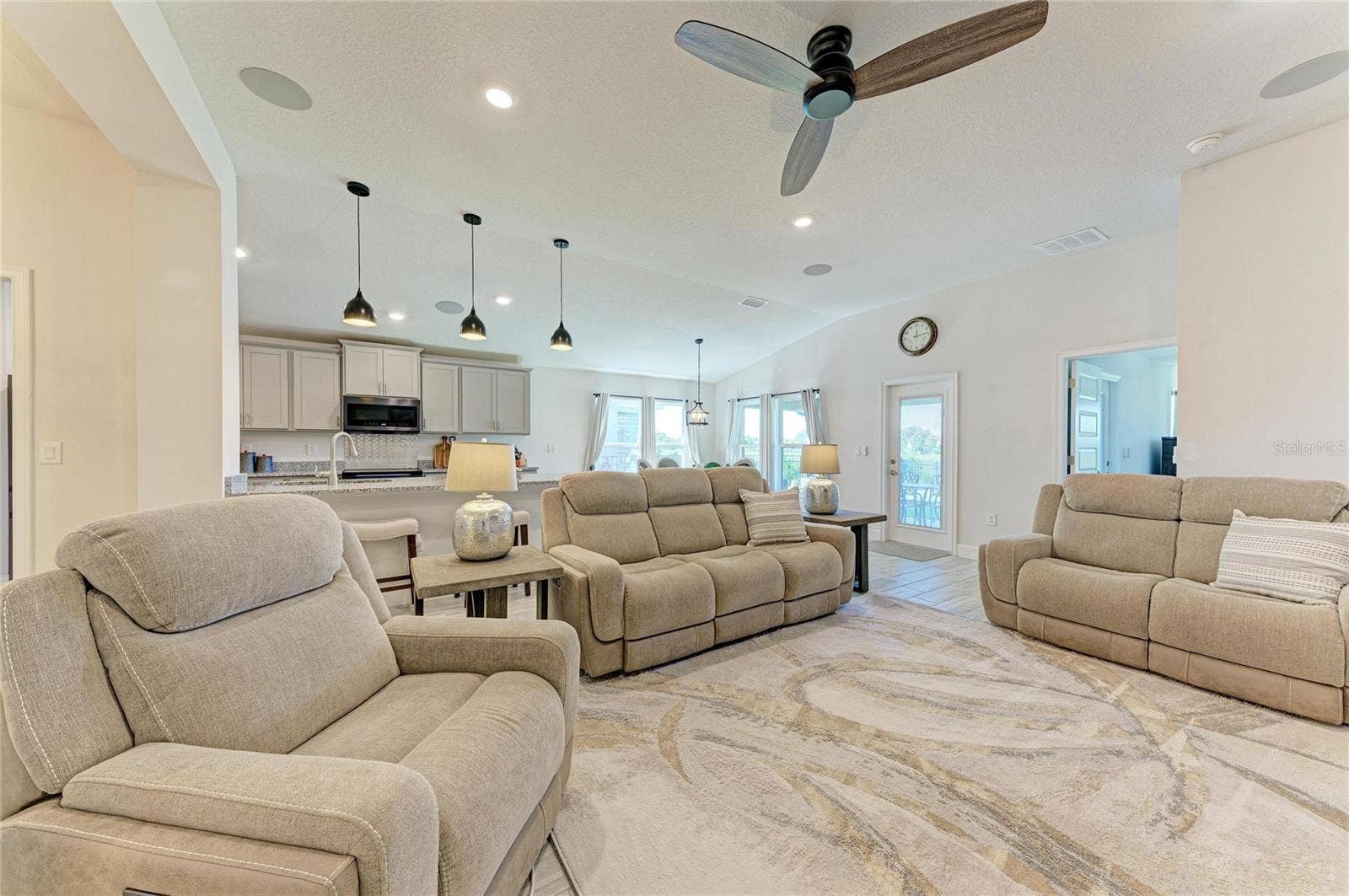 6811 162ND PLACE E, Parrish, FL 34219 6811 162ND PLACE E, Parrish, FL 34219