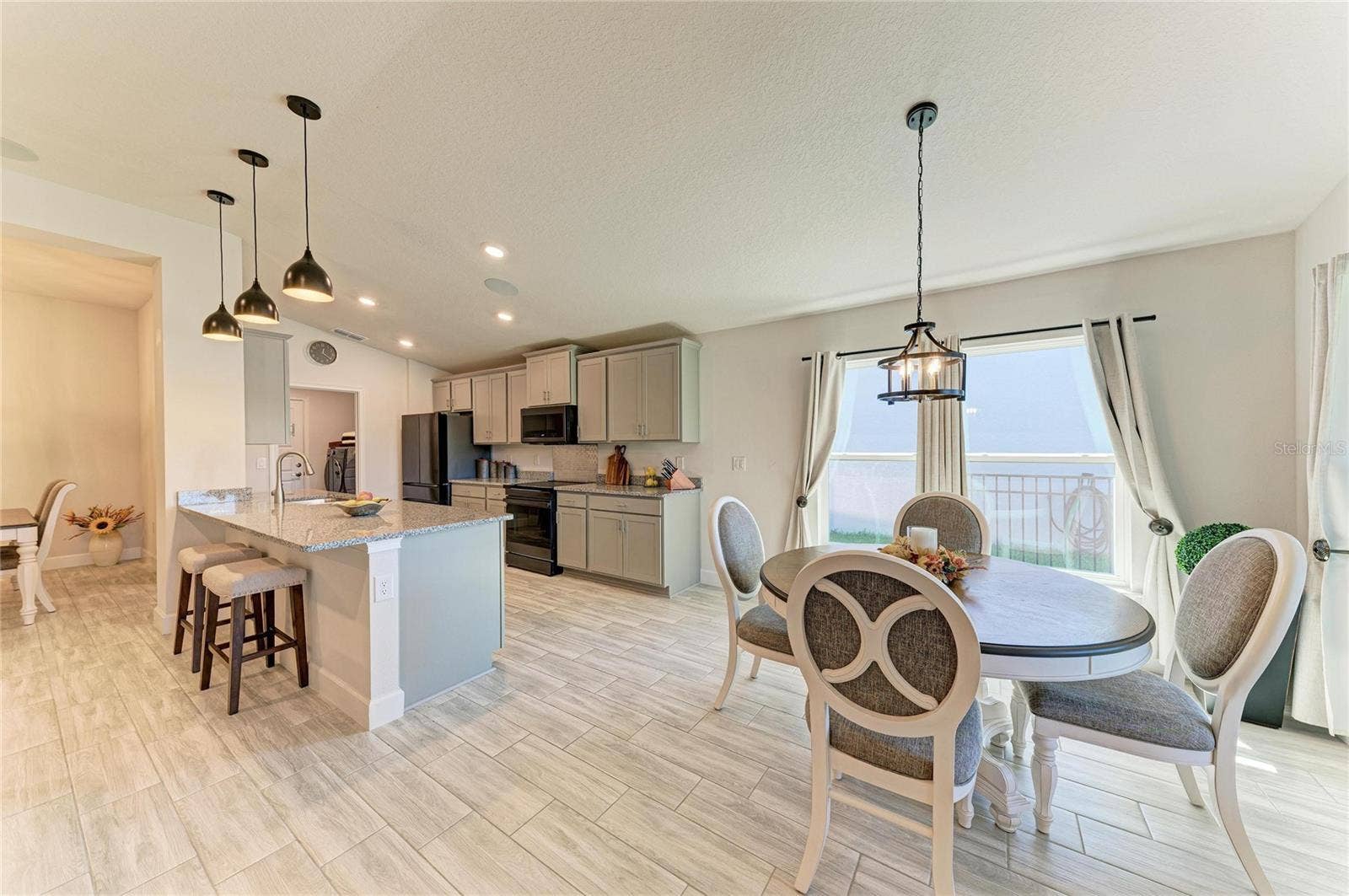 6811 162ND PLACE E, Parrish, FL 34219 6811 162ND PLACE E, Parrish, FL 34219