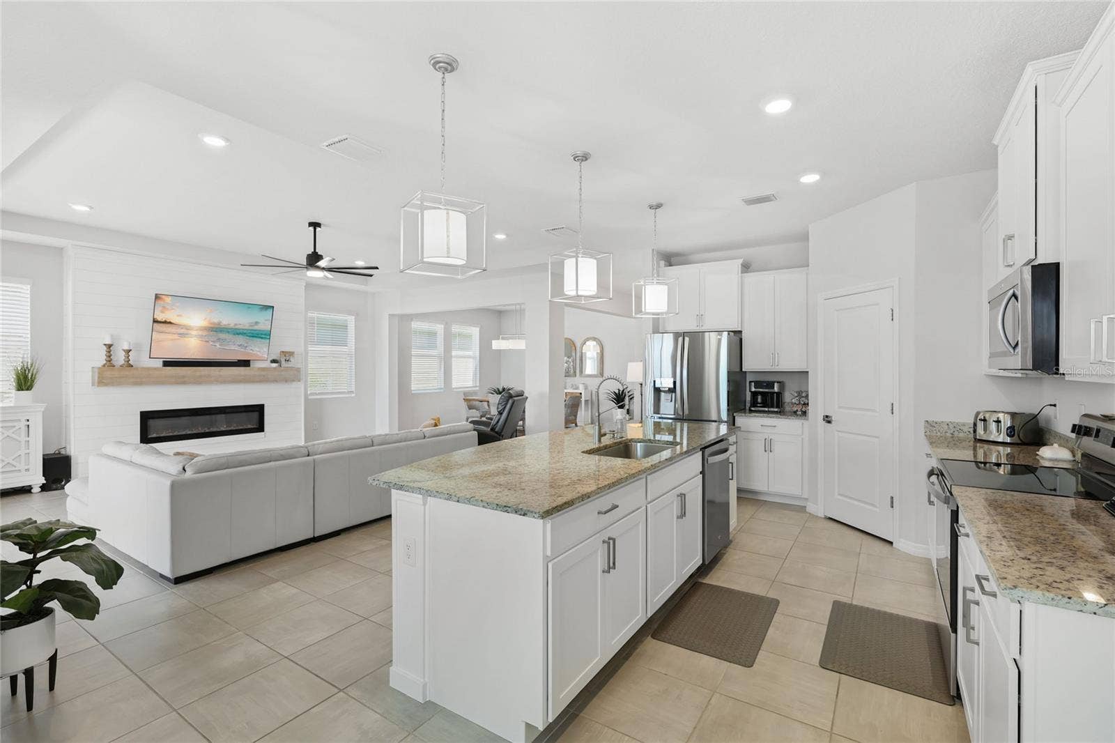 502 158TH STREET E, Bradenton, FL 34212 502 158TH STREET E, Bradenton, FL 34212