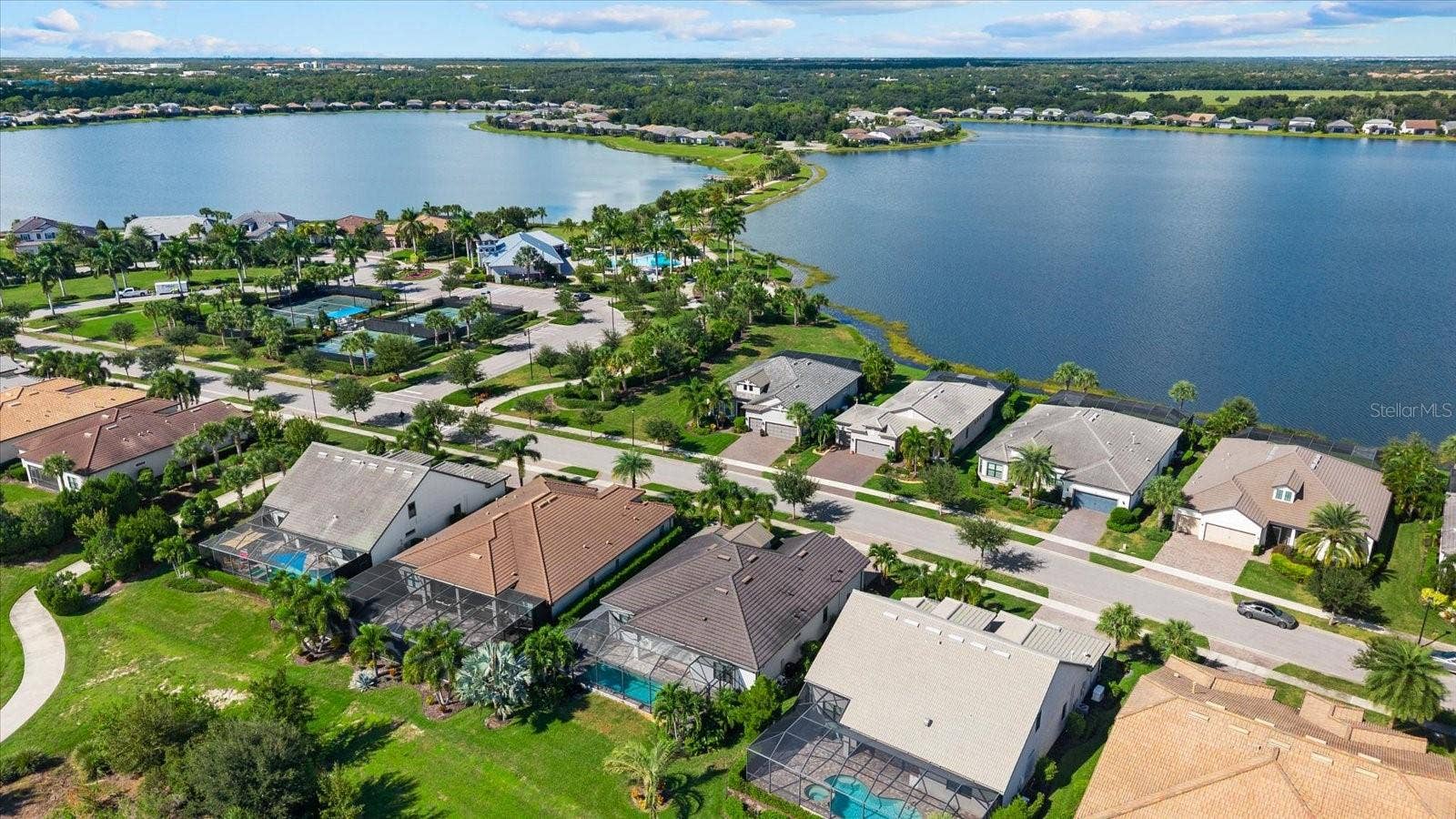 7973 GRANDE SHORES DRIVE, Sarasota, FL 34240 7973 GRANDE SHORES DRIVE, Sarasota, FL 34240
