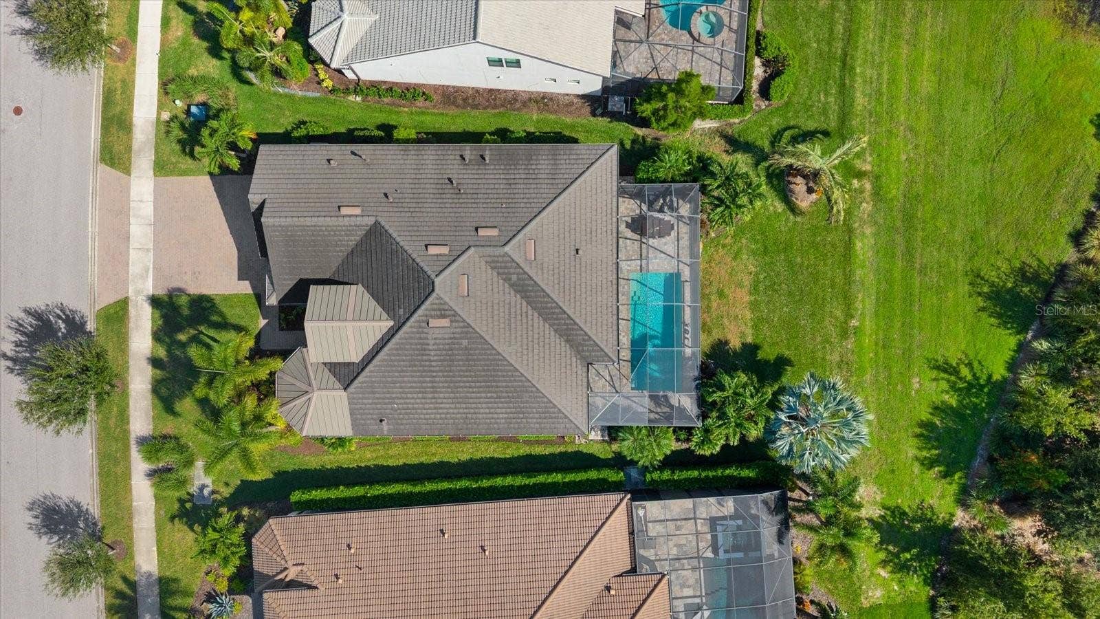 7973 GRANDE SHORES DRIVE, Sarasota, FL 34240 7973 GRANDE SHORES DRIVE, Sarasota, FL 34240