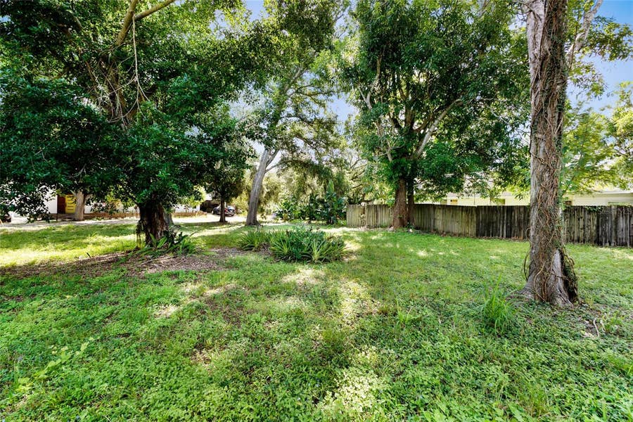 Property photo for HICKORY AVENUE, Sarasota, FL