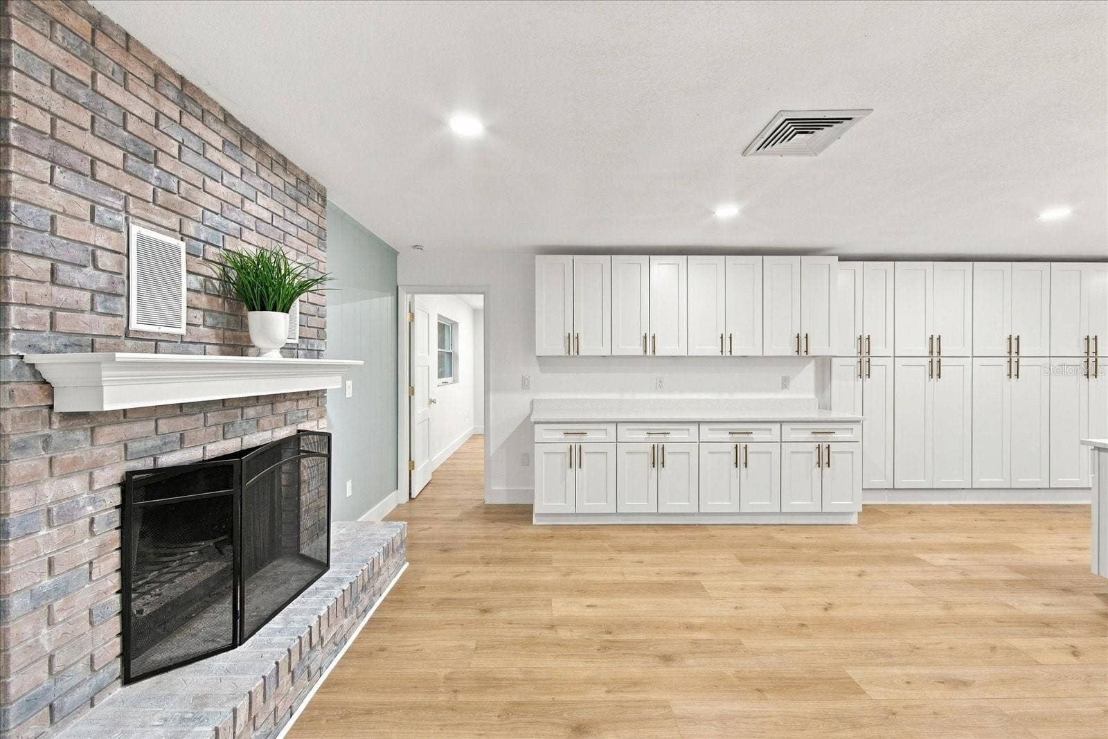 3151 53RD STREET, Sarasota, FL 34234