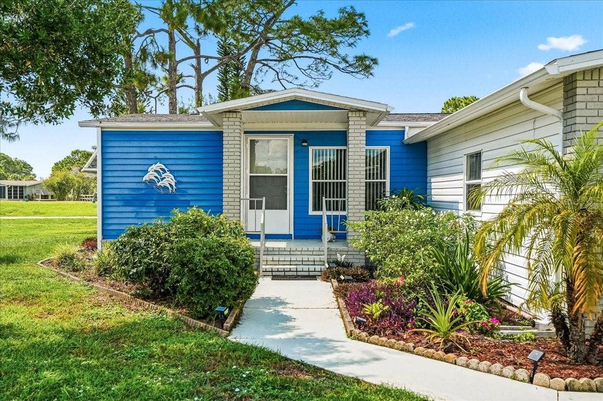 10074 BROKEN WOODS COURT, North Fort Myers, FL 33903 10074 BROKEN WOODS COURT, North Fort Myers, FL 33903